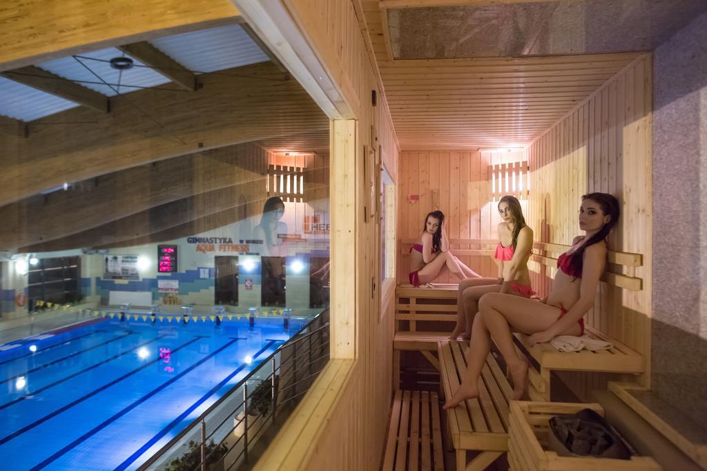 Spa Apartment Parkowy خوينيتسا الغرفة الصورة